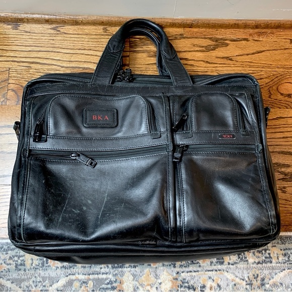 Tumi Other - Tumi Black Leather Men's Briefcase
